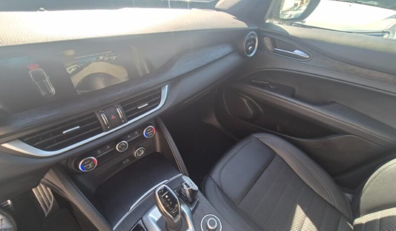 
								ALFA R. Stelvio AT8 RWD 2023 completo									