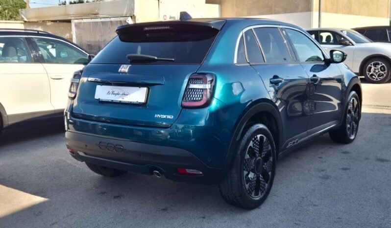 
								Fiat 600 DCT MHEV LA PRIMA 2025 completo									