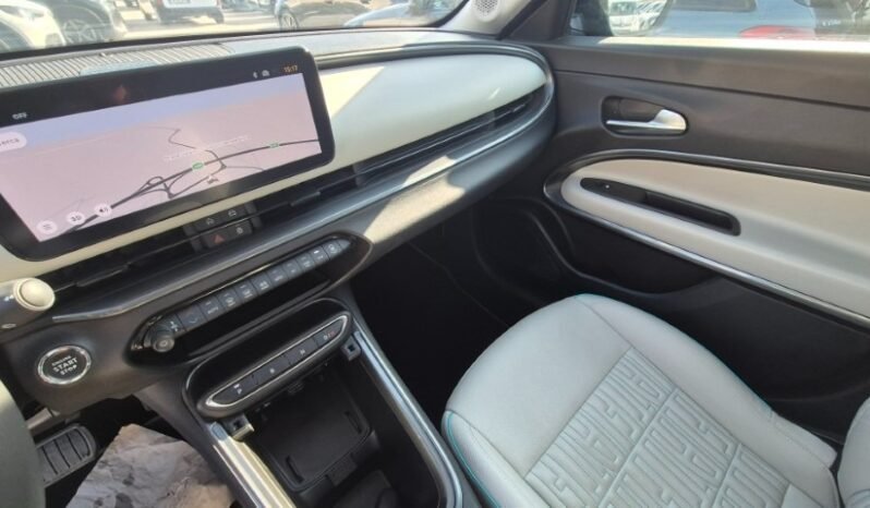 
								Fiat 600 DCT MHEV LA PRIMA 2025 completo									