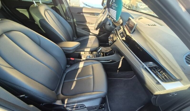 
								BMW x1 XDRIVE 18D XLINE PLUS 2021 completo									