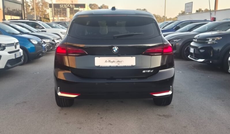 
								BMW 218D ACTIVE TOURER ADVANTAGE 2023 completo									