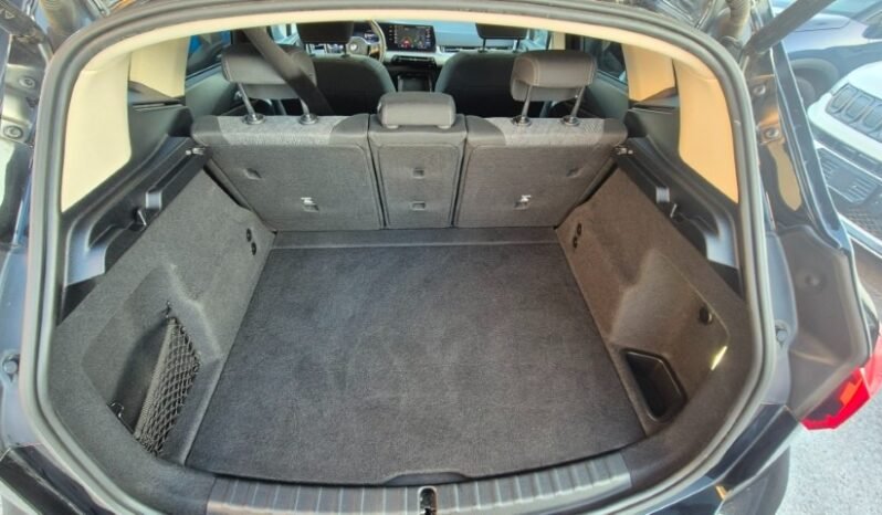 
								BMW 218D ACTIVE TOURER ADVANTAGE 2023 completo									