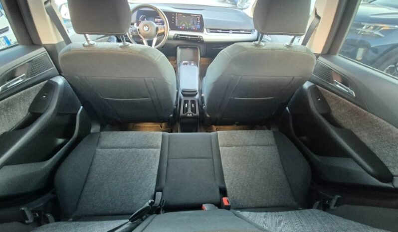 
								BMW 218D ACTIVE TOURER ADVANTAGE 2023 completo									