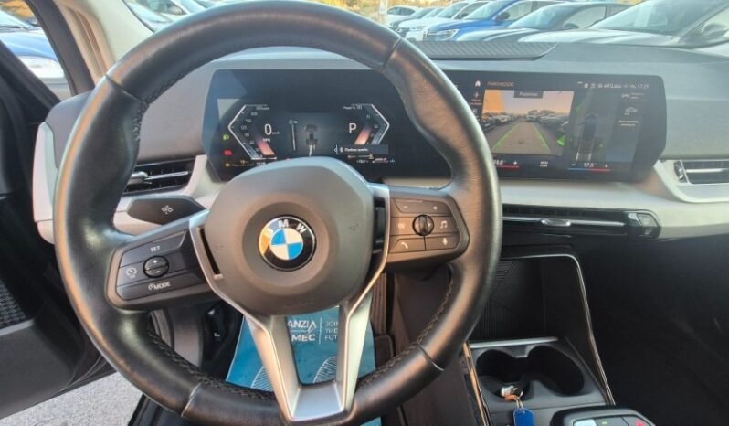 
								BMW 218D ACTIVE TOURER ADVANTAGE 2023 completo									