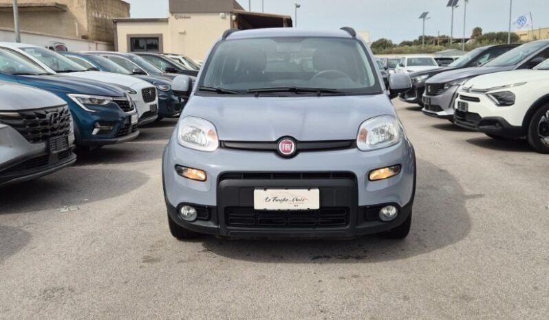 
								Fiat panda HYBRID CITY LIFE 2023 completo									