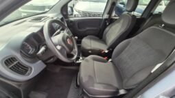 
										Fiat panda HYBRID CITY LIFE 2023 completo									
