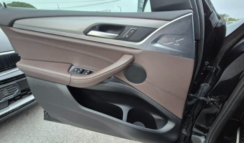 
								BMW X3 XDRIVE 20D 48V M-SPORT 2021 completo									