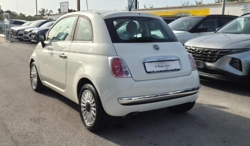
								Fiat 500 LOUNGE 2011 completo									