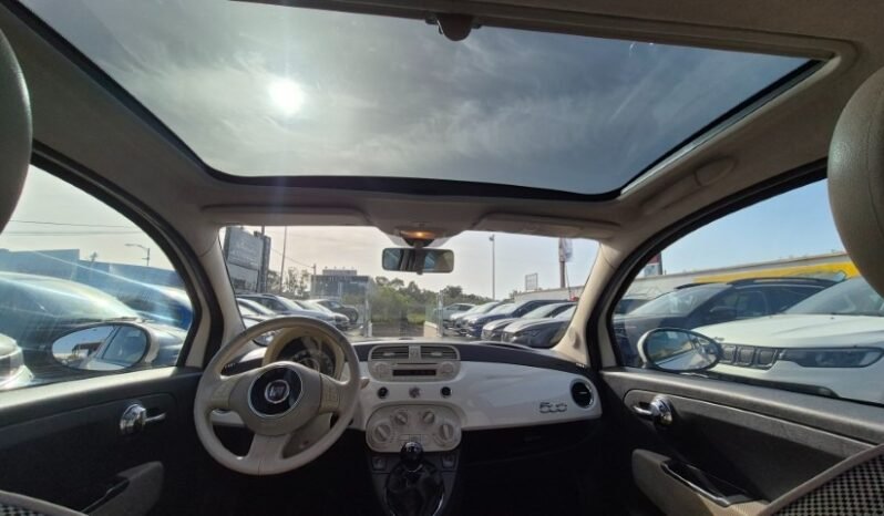 
								Fiat 500 LOUNGE 2011 completo									