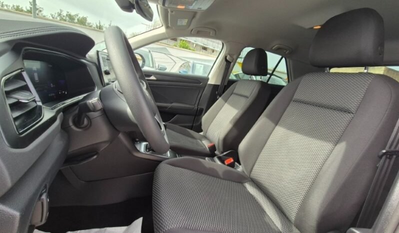 
								Volkswagen T-ROC TSI LIFE 2023 completo									