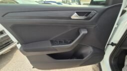 
										Volkswagen T-ROC TSI LIFE 2023 completo									