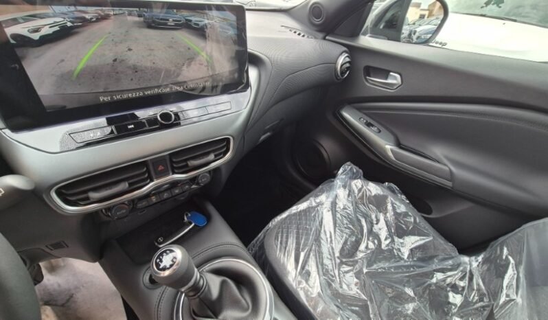 
								Nissan JUKE DIG-T N-CONNECTA 2025 completo									