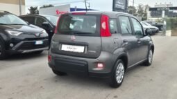 
										Fiat panda HYBRID CITY LIFE 2023 completo									