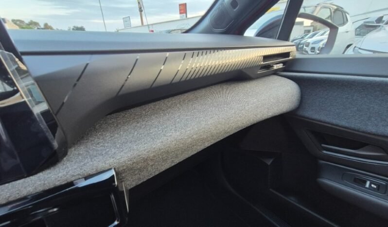 
								NEW RENAULT CLIO TCE EVOLUTION 2026 completo									