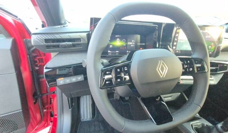 
								NEW RENAULT CLIO TCE EVOLUTION 2026 completo									