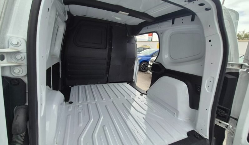 
								Renault KANGOO VAN BLUEDCI 2023 completo									