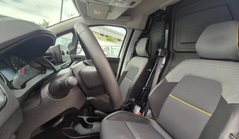 
								Renault KANGOO VAN BLUEDCI 2023 completo									