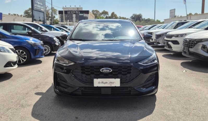 
								Ford Focus ECOBOOST HYBRID ST-LINE 2024 completo									