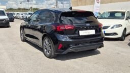 
										Ford Focus ECOBOOST HYBRID ST-LINE 2024 completo									