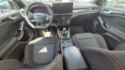 
										Ford Focus ECOBOOST HYBRID ST-LINE 2024 completo									