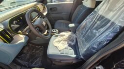 
										Fiat GRANDE PANDA HYBRID LA PRIMA 2025 completo									