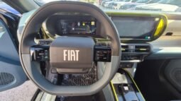 
										Fiat GRANDE PANDA HYBRID LA PRIMA 2025 completo									