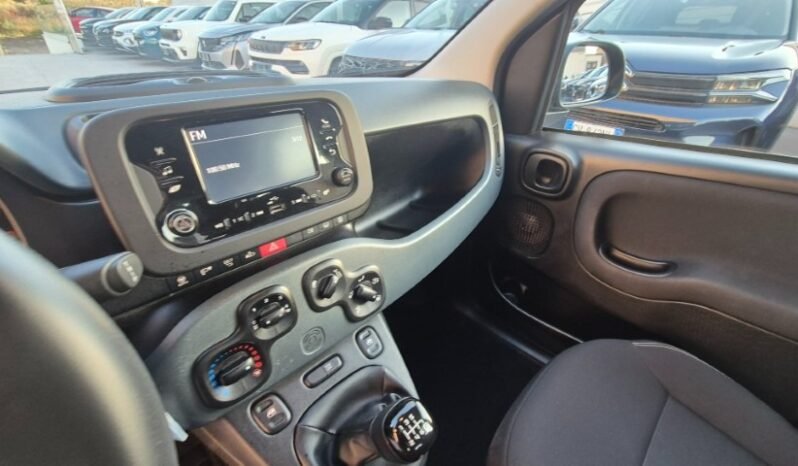 
								Fiat panda HYBRID 2023 completo									