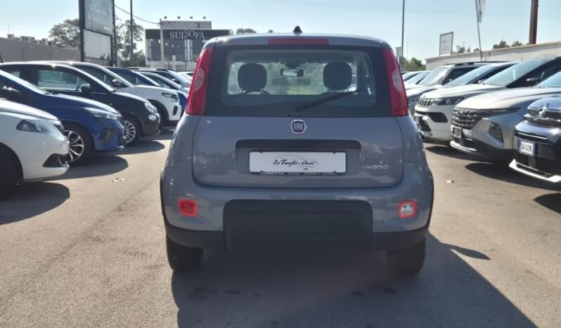 
								Fiat panda HYBRID 2023 completo									