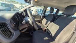 
										Fiat panda HYBRID 2023 completo									