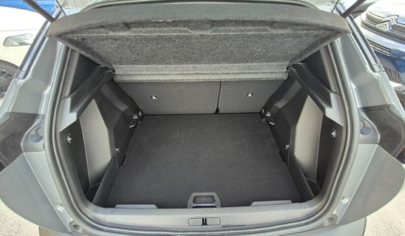 
								Peugeot 2008 ALLURE PACK 2025 completo									