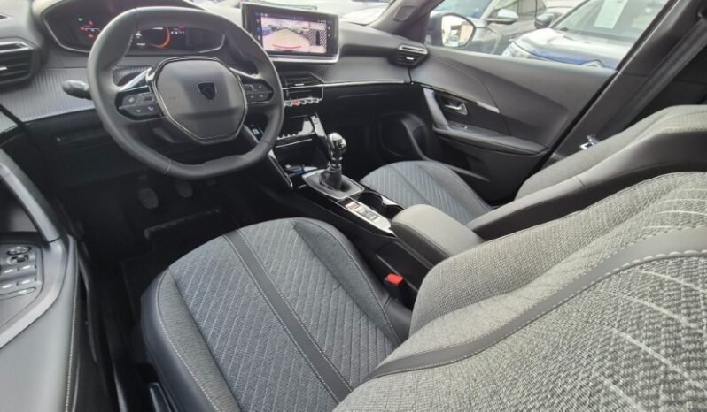 
								Peugeot 2008 ALLURE PACK 2025 completo									