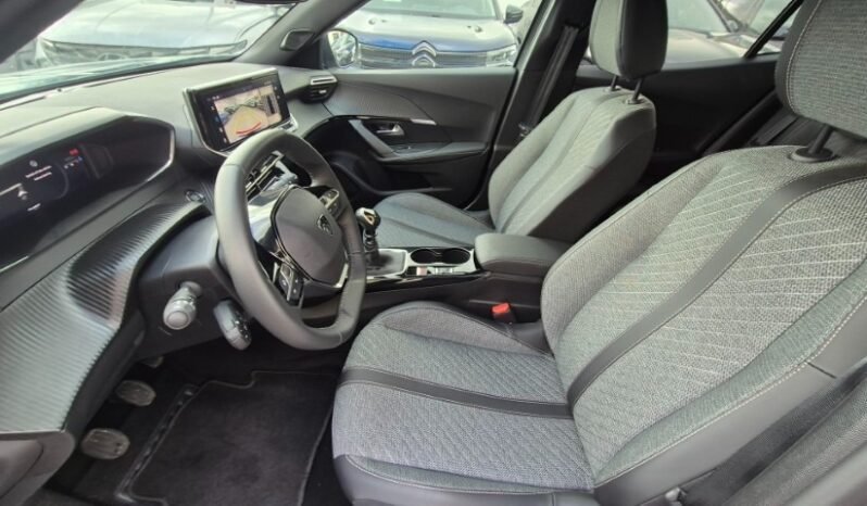 
								Peugeot 2008 ALLURE PACK 2025 completo									