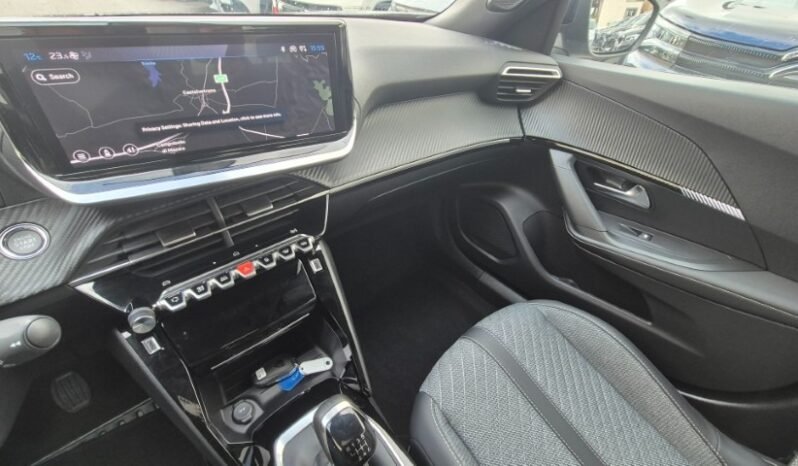 
								Peugeot 2008 ALLURE PACK 2025 completo									