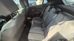 
										Peugeot 2008 ALLURE 2025 completo									