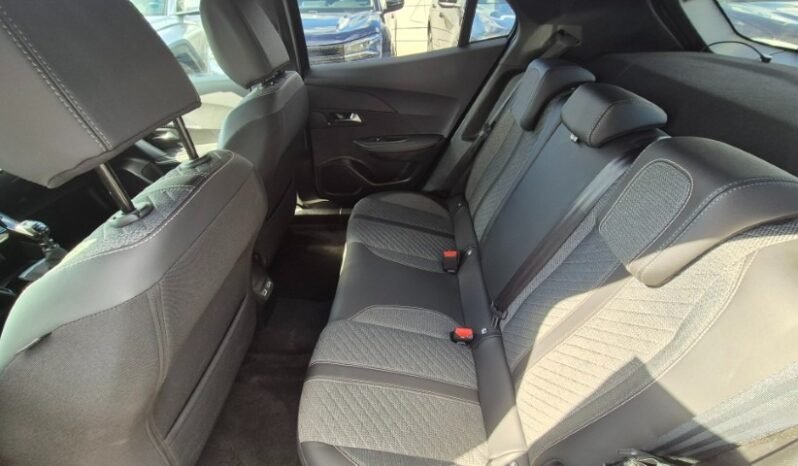 
								Peugeot 2008 ALLURE 2025 completo									