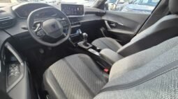 
										Peugeot 2008 ALLURE 2025 completo									