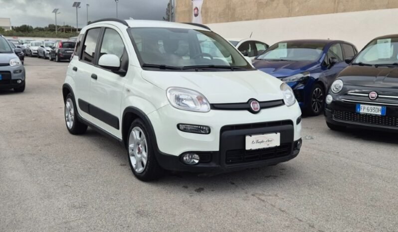 
								Fiat panda HYBRID 2023 completo									