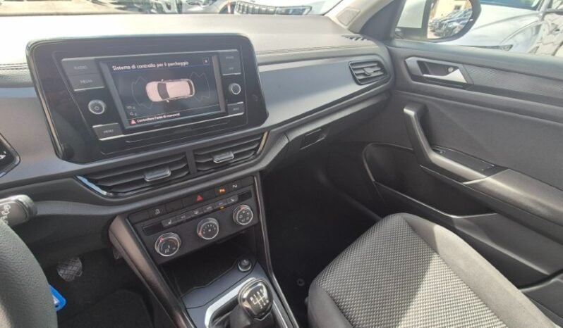 
								Volkswagen T-ROC TSI LIFE 2023 completo									