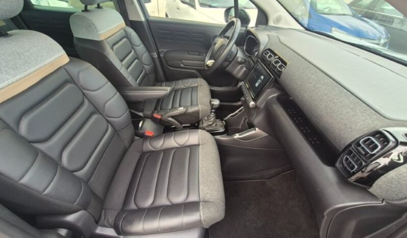 
								Citroen c3 aircross BLUEHDI SHINE 2022 completo									