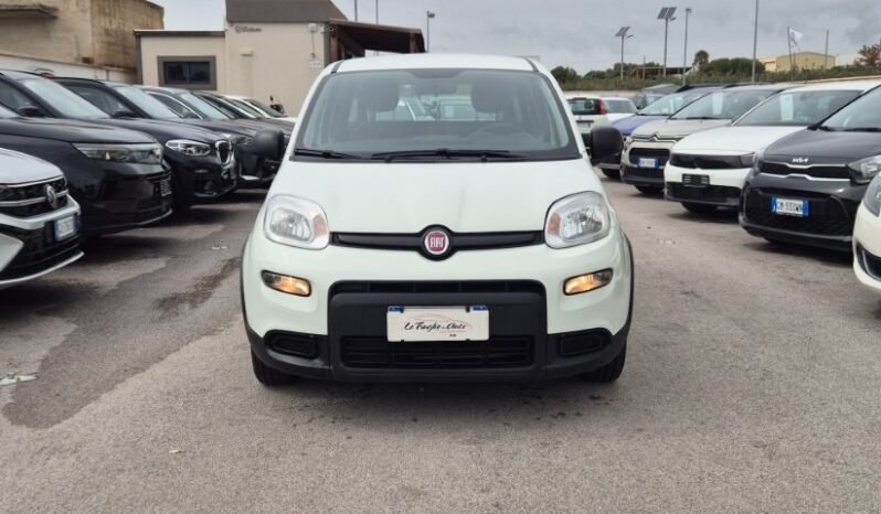 
								Fiat panda HYBRID 2023 completo									