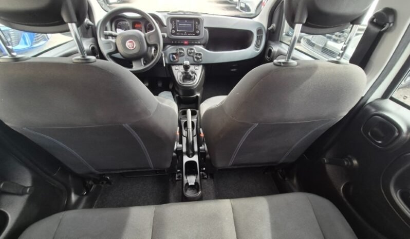 
								Fiat panda HYBRID 2023 completo									