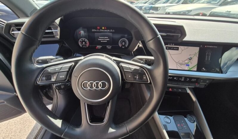 
								Audi A3 SPB 35 TDI S-LINE 2024 completo									