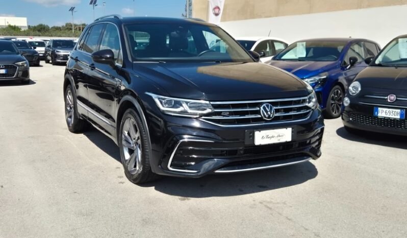 
								Volkswagen TIGUAN TDI DSG R-LINE 2023 completo									