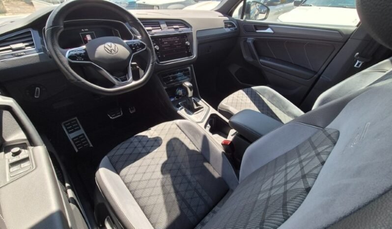 
								Volkswagen TIGUAN TDI DSG R-LINE 2023 completo									