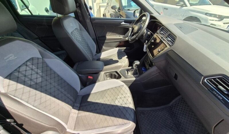 
								Volkswagen TIGUAN TDI DSG R-LINE 2023 completo									