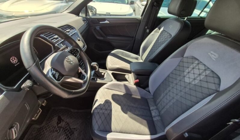 
								Volkswagen TIGUAN TDI DSG R-LINE 2023 completo									