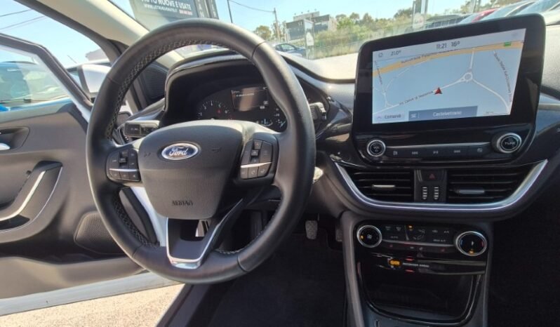 
								Ford PUMA ECOBOOST HYBRID TITANIUM 2021 completo									