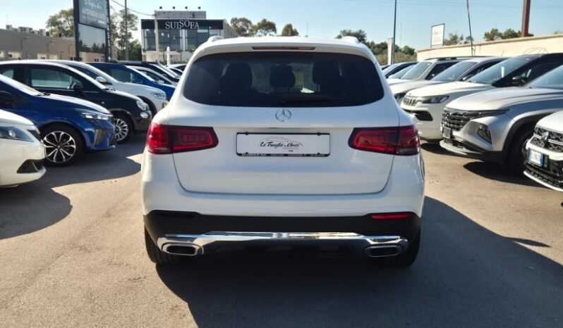 
								Mercedes GLC 200D 4 MATIC EXECUTIVE 2020 completo									