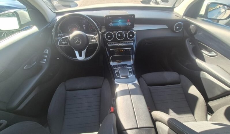 
								Mercedes GLC 200D 4 MATIC EXECUTIVE 2020 completo									
