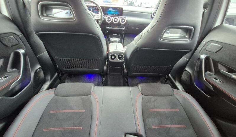 
								Mercedes A 200 D PREMIUM (AMG) 2019 completo									